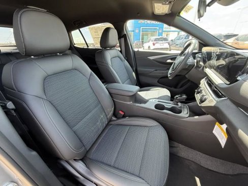New 2025 Buick Envista Preferred image 22