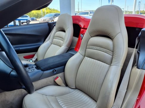 Used 2004 Chevrolet Corvette Convertible w/ Preferred Equipment Group image 14