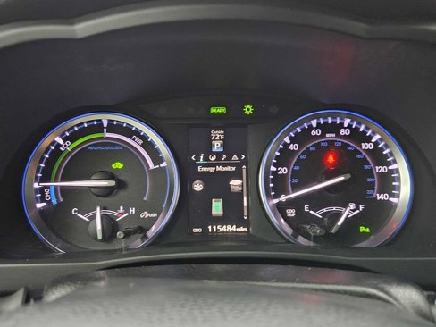 Used 2016 Toyota Highlander Limited image 16
