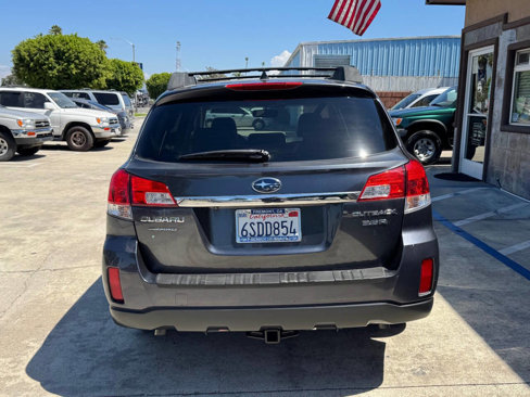 Used 2011 Subaru Outback 3.6R Limited image 9