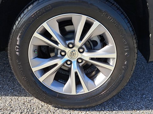 Used 2015 Toyota Highlander XLE image 5