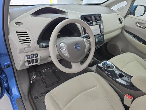 Used 2012 Nissan Leaf SL image 16