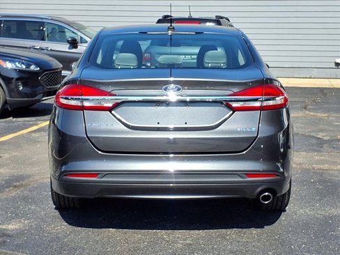 Used 2018 Ford Fusion S image 19