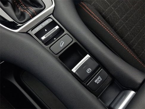 Certified 2024 Honda HR-V Sport image 24