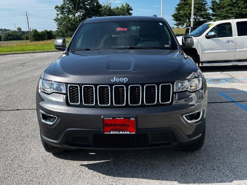 Used 2021 Jeep Grand Cherokee Laredo X image 12