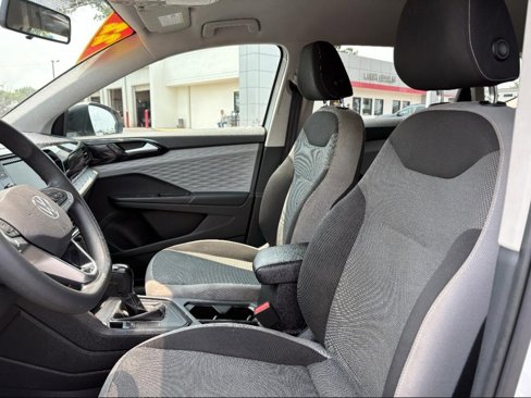 Used 2022 Volkswagen Taos S image 24