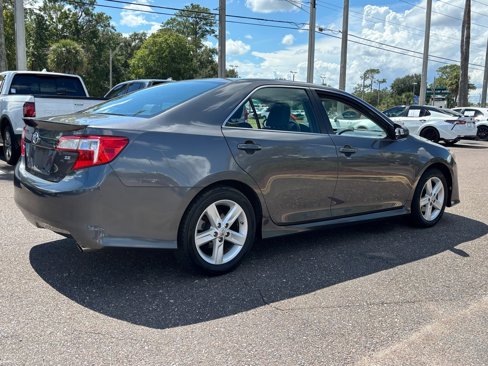 Used 2014 Toyota Camry L image 18