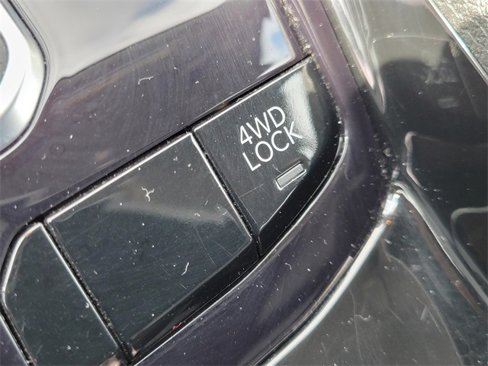 Used 2022 Jeep Compass Limited image 25