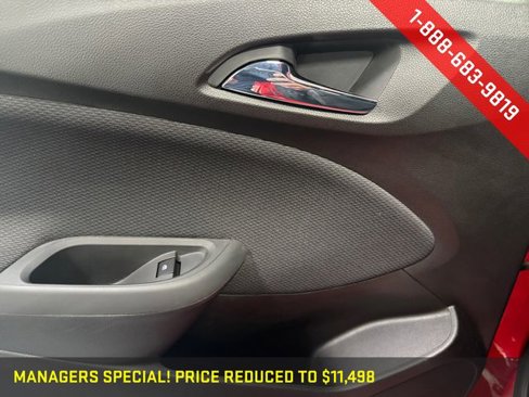 Used 2017 Chevrolet Cruze LT image 22