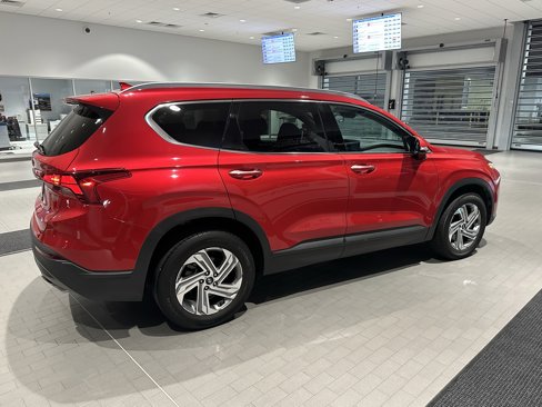 Used 2023 Hyundai Santa Fe SEL image 11