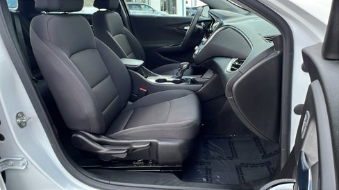 Used 2022 Chevrolet Malibu LS image 9