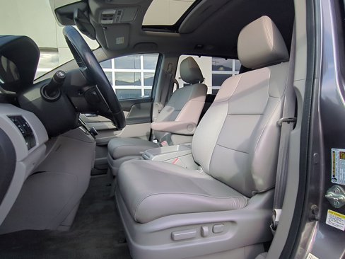 Used 2015 Honda Odyssey EX-L image 27