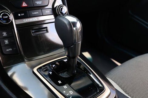 Used 2013 Hyundai Genesis 2.0T image 38