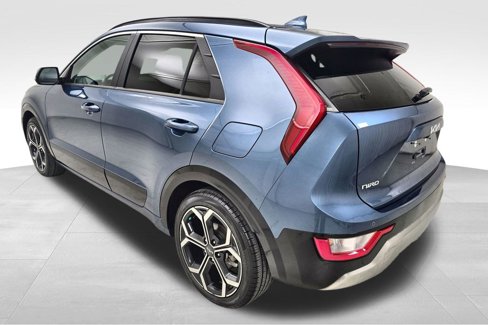 Used 2024 Kia Niro EX Touring image 7