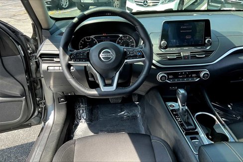 Used 2020 Nissan Altima 2.5 SV image 5