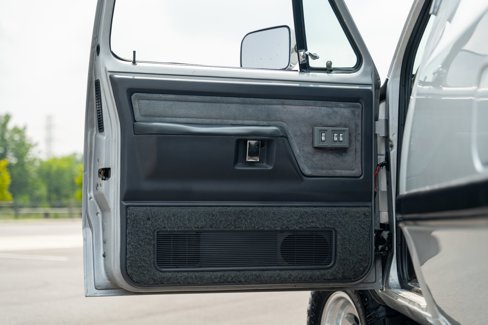 Used 1991 Dodge D/W Truck 350 image 32
