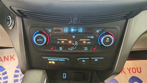 Used 2019 Ford Escape SE image 16