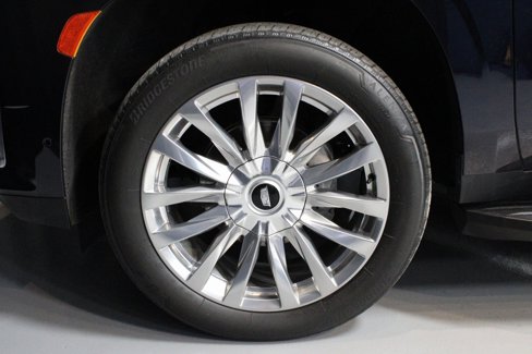 Used 2022 Cadillac Escalade Premium Luxury image 12