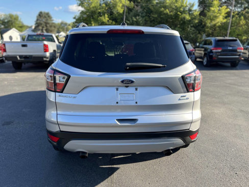 Used 2018 Ford Escape SE image 6