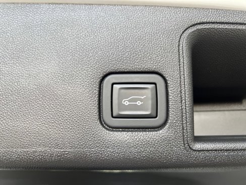 Used 2020 GMC Terrain SLT w/ Preferred Package image 10