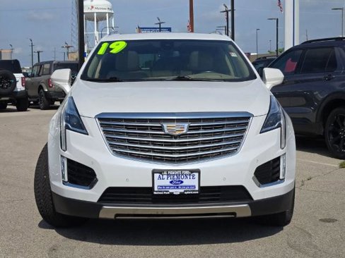 Used 2019 Cadillac XT5 Platinum image 4