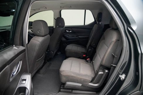 Used 2018 Chevrolet Traverse LT image 24