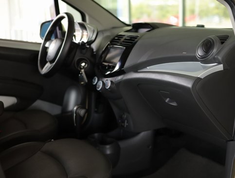 Used 2014 Chevrolet Spark LT image 26