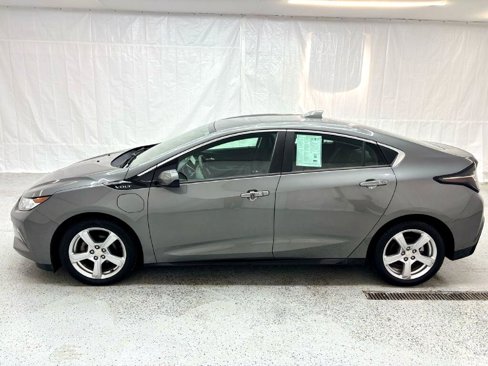 Used 2017 Chevrolet Volt LT w/ Comfort Package image 6