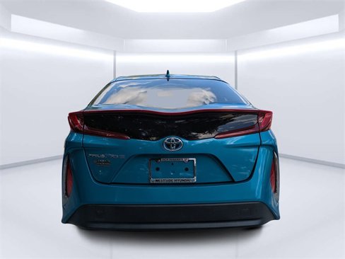 Used 2019 Toyota Prius Prime Premium image 4
