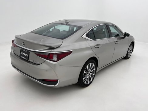 Used 2021 Lexus ES 250 w/ Premium Package image 7