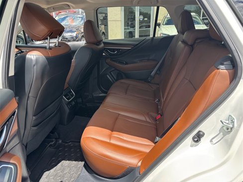 Used 2024 Subaru Outback Touring XT image 5