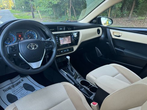 Used 2017 Toyota Corolla L image 24