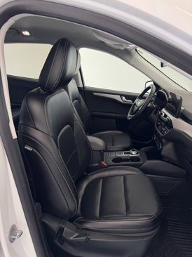 Used 2022 Ford Escape SEL image 28