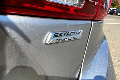 Used 2016 MAZDA MAZDA3 i Sport image 9
