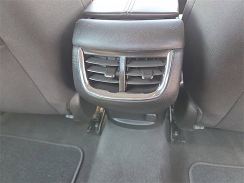 Certified 2020 Chevrolet Malibu LT image 20