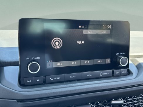 Used 2023 Honda Accord EX image 13
