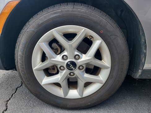 Used 2024 Kia Soul LX w/ Option Group 015 image 9