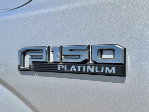 Used 2016 Ford F150 Platinum w/ Equipment Group 701A Luxury image 12