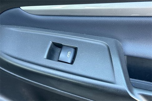 Used 2022 Chevrolet Bolt EUV Premier w/ Sun & Sound Package image 22