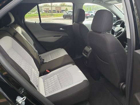 Used 2023 Chevrolet Equinox LT image 18