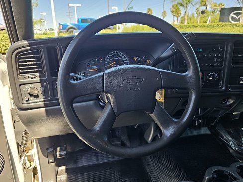 Used 2006 Chevrolet Silverado 2500 W/T w/ Heavy-Duty Power Package image 36