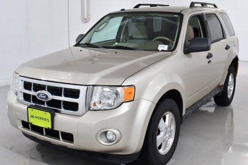 Used 2012 Ford Escape XLT w/ Class II Trailer Tow Pkg image 2