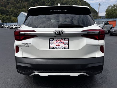 Used 2021 Kia Seltos LX image 21