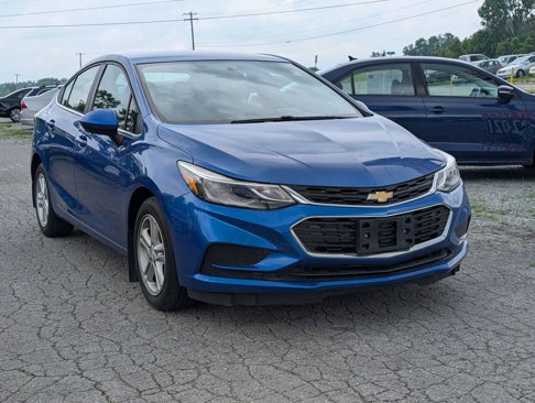Used 2018 Chevrolet Cruze LT image 11