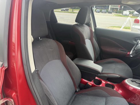 Used 2015 Nissan Juke SV image 10