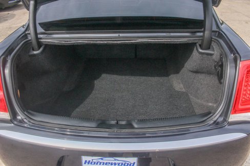 Used 2017 Chrysler 300 C Platinum image 24