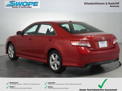 Used 2011 Toyota Camry SE image 5