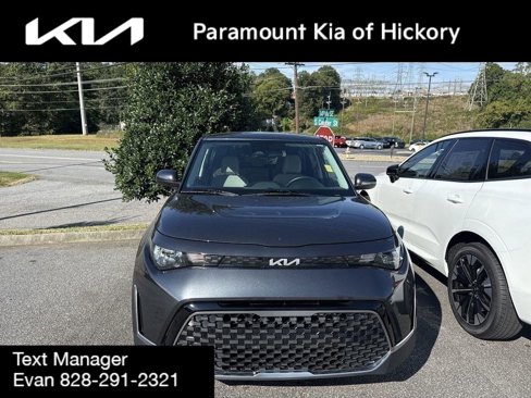 Used 2023 Kia Soul EX image 2