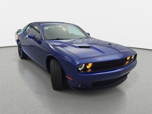 Used 2022 Dodge Challenger SXT w/ Blacktop Package image 3