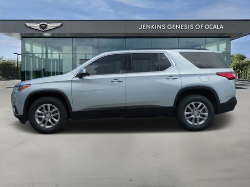 Used 2021 Chevrolet Traverse LT image 7